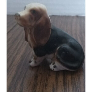 Small Basset Hound Ceramic Figurine Brown And Black 1.5 inch